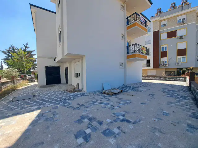TRAMVAYA YÜRÜME MESAFESİNDE SIFIR 1+1 KİRALIK DAİRE — görsel 23