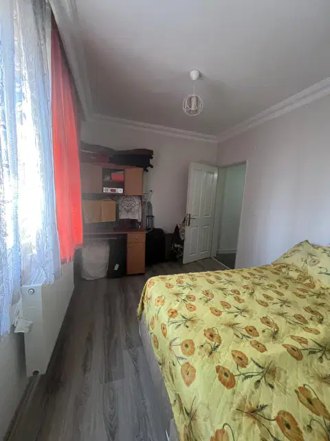 GÜZELOBA MERKEZDE SİTE İÇERİSİNDE KATTA GENİŞ 3+1 DAİRE — görsel 18