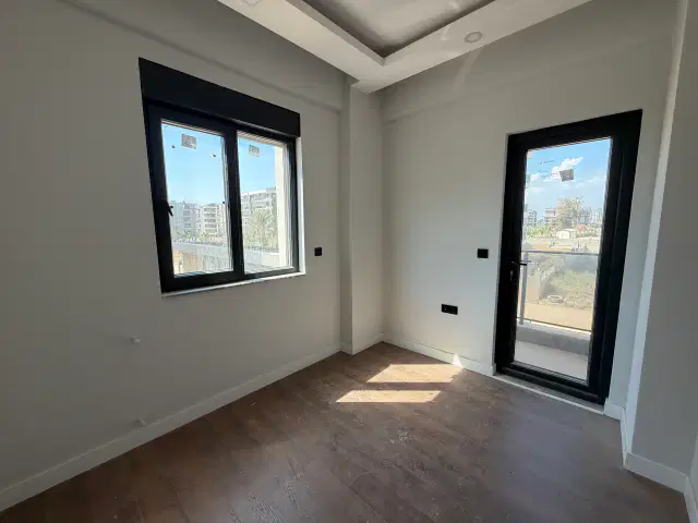 ALTINTAŞ’TA İSKANLI 3+1 | HAVUZ CEPHELİ | KAPALI OTOPARK — görsel 8