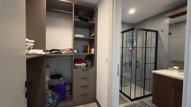 GÜZLEOBA'DA YENİ BİNADA 2+1 VİLLA TADINDA SATILIK DAİRE — görsel 6