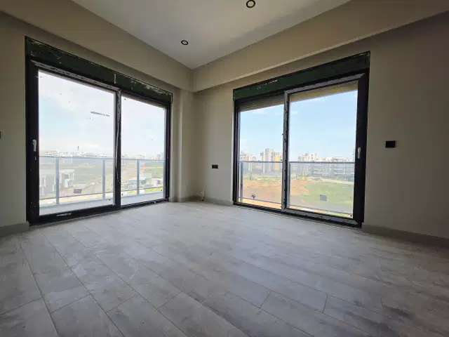 ALTINTAŞ'TA ÇİFT HAVUZ, K.OTOPARK, ÜÇ CEPHELİ 2+1 ARAKAT — görsel 23
