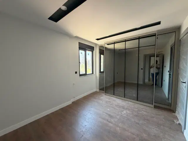 ALTINTAŞ’TA İSKANLI 3+1 | HAVUZ CEPHELİ | KAPALI OTOPARK — görsel 4