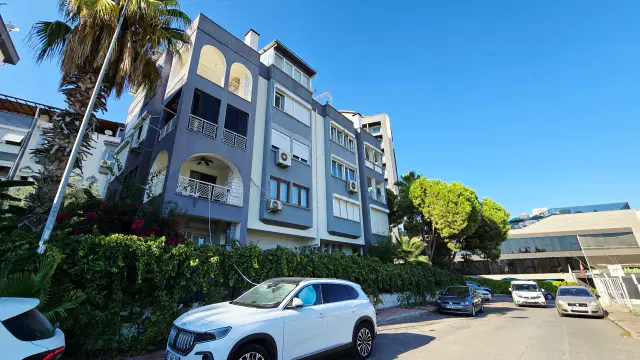 Güzeloba'da Eşsiz Deniz Manzaralı, İki Bağımsız Kullanıma Uygun 4+2 Dubleks Daire! — görsel 2