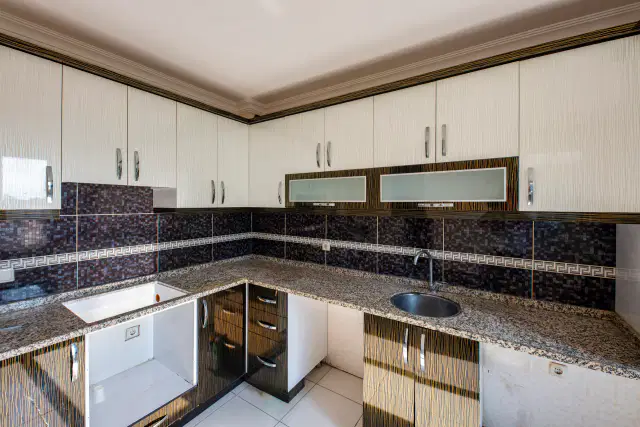 ALTINOVA ORTA MAH. SATILIK 2+1 DAİRE 100 M2 — görsel 5