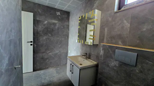 Altıntaş’ta 5. Kat, 4+1 Dubleks, Güney-Doğu Cepheli, Havuzlu ve Zengin Sosyal Donatılı Site İçerisinde — görsel 8