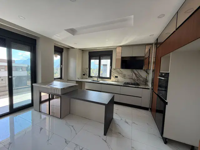 KONAKLAR’DA 3 CEPHELİ 180 M² GENİŞ 3+1 HAVUZLU SİTE — görsel 2