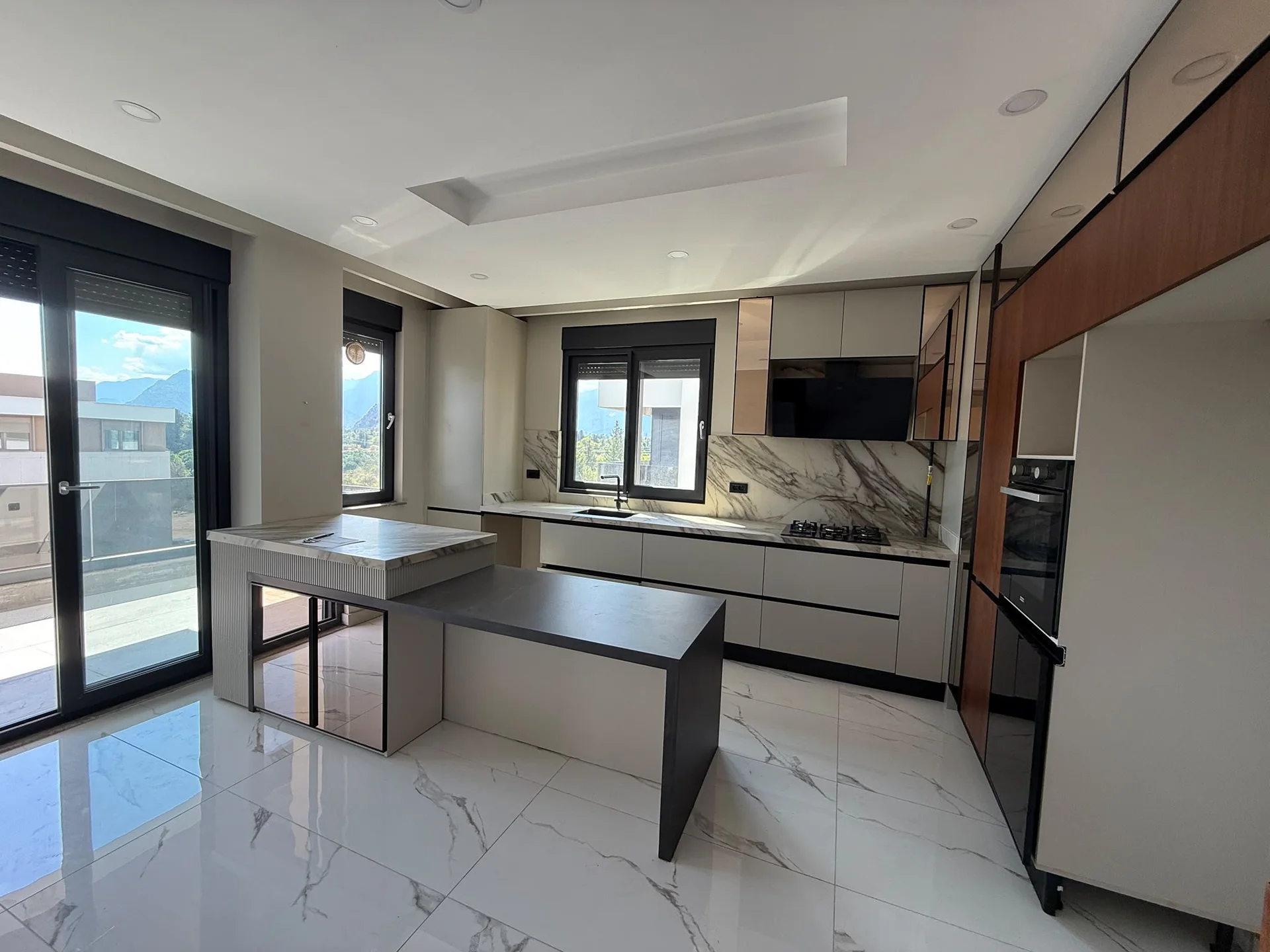 KONAKLAR’DA 3 CEPHELİ 180 M² GENİŞ 3+1 HAVUZLU SİTE — görsel 2