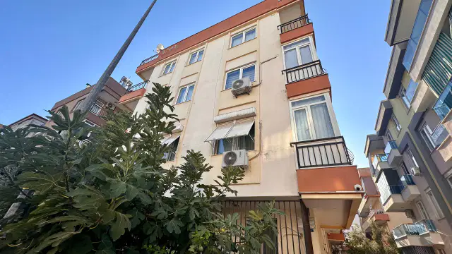 KARŞIYAKA MH. MERKEZİ KONUMDA DOĞALGAZLI 2+1 SATILIK DAİRE — görsel 2