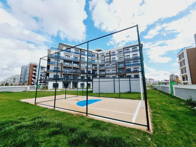 ALTINTAŞ'TA ÇİFT HAVUZ, K.OTOPARK, ÜÇ CEPHELİ 2+1 ARAKAT — görsel 5