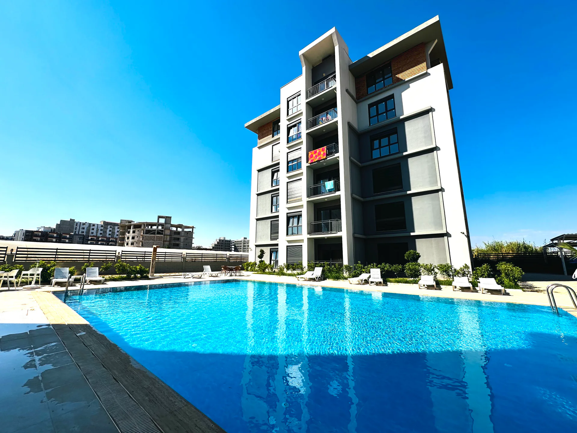 ALTINTAŞ 2BLOKLU SİTEDE 1+1 KATTA DAİRE — görsel 2