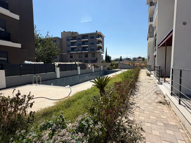 ALTINTAŞ’TA HAVUZLU SİTEDE 2+1 SATILIK DAİRE — görsel 4