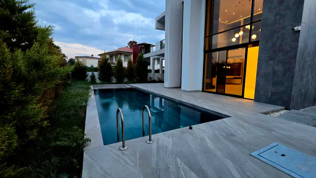 Antalya'nın Gözdesi Yeşilbayır'da, Modern Lüksün Yeni Adresi Satılık 5+1 Villa — görsel 4