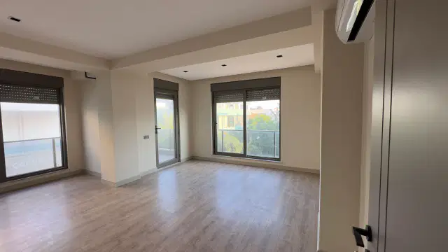 ÇAĞLAYAN BARINAKLAR'DA SIFIR BİNA DENİZE YÜRÜME MESAFESİ 4+1 DUBLEKS SATILIK DAİRE — görsel 6
