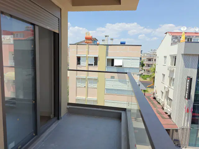 Zerdalilik Mah. Cebesoy Cad.de Sıfır Bina Katta Satılık 2+1 Daire — görsel 15
