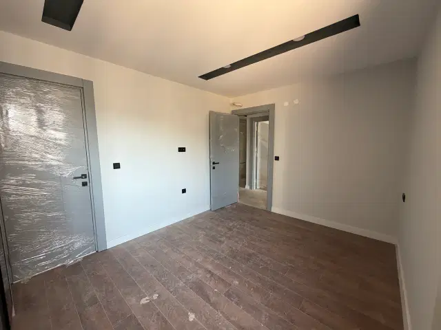 ALTINTAŞ’TA İSKANLI 3+1 | HAVUZ CEPHELİ | KAPALI OTOPARK — görsel 5