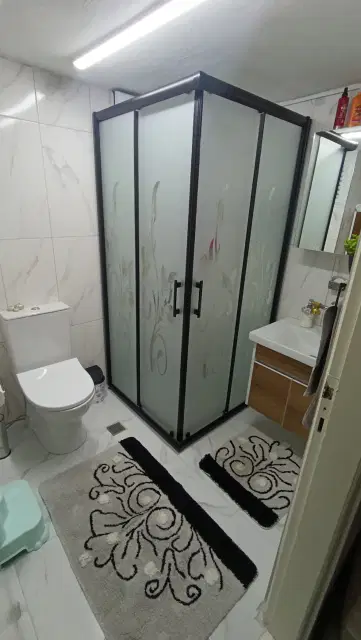 Kızıltoprak Mahallesi Mevlana Caddesi Üzeri Kiralık — görsel 3