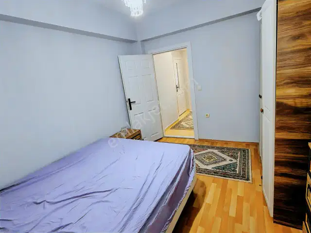Tramvaya Yakın 3+1 Site İçi Net 135 M2 Daire — görsel 3