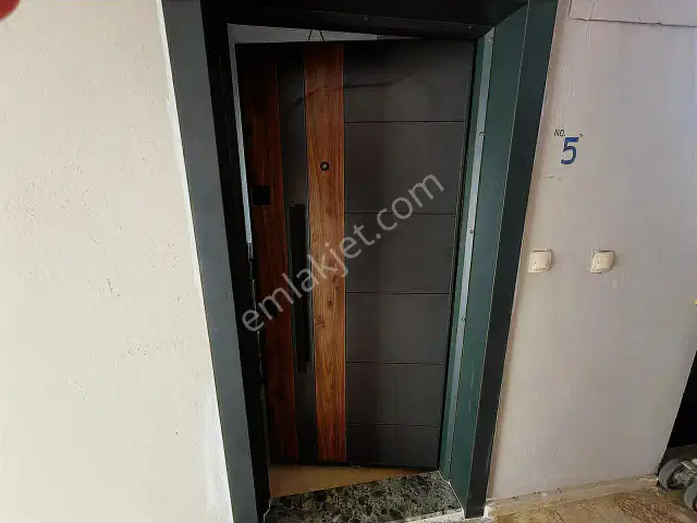 Tramvaya Yakın 3+1 Site İçi Net 135 M2 Daire — görsel 6