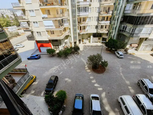 Tramvaya Yakın 3+1 Site İçi Net 135 M2 Daire — görsel 8