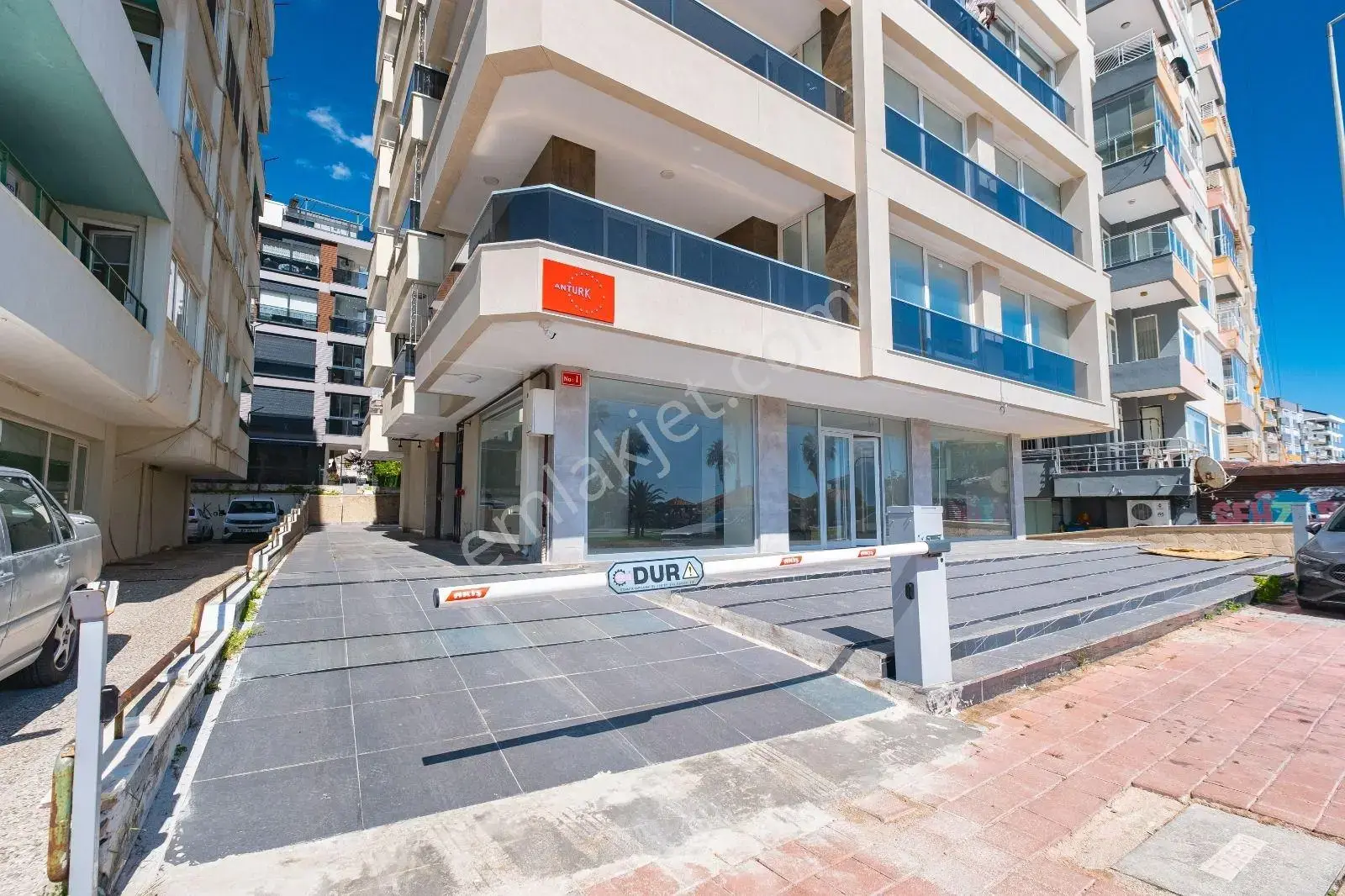 800 M2 Bodrum+zemin +2 Kat Kiralık İşyeri — görsel 11