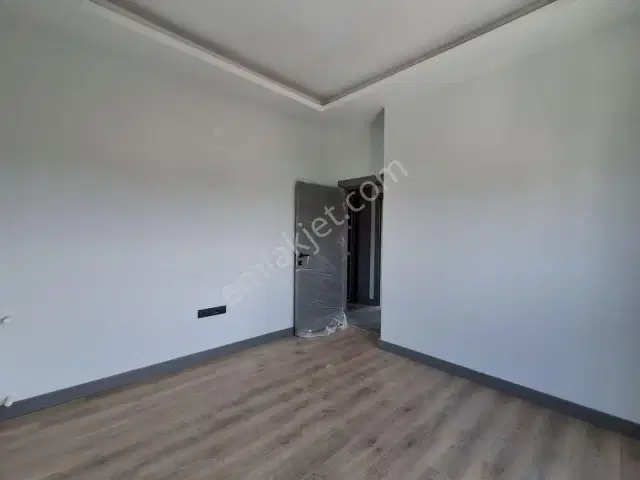 İskanlı Ana Cadde 2+1kiralık Ankastreli Ve Klimalı Eşyasız — görsel 10