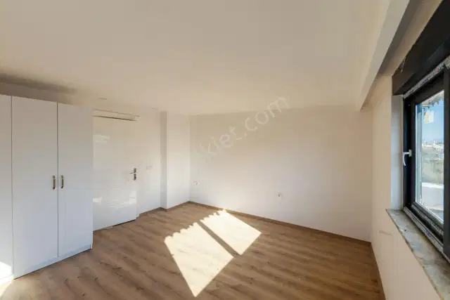 Ermenek'te Şık İskanlı Sıfır 3+1 Dubleks Daire — görsel 14