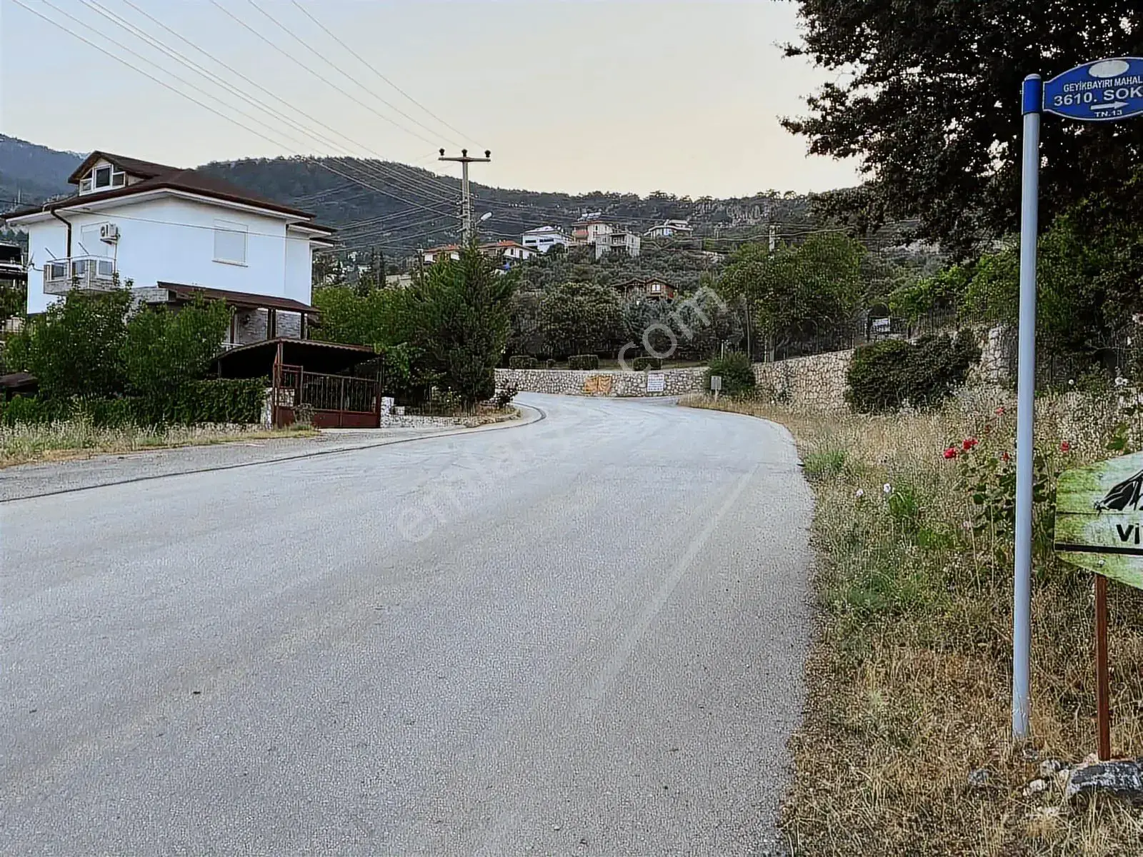 Geyikbayırı Merkezinde Satılık Natamam Villa — görsel 7