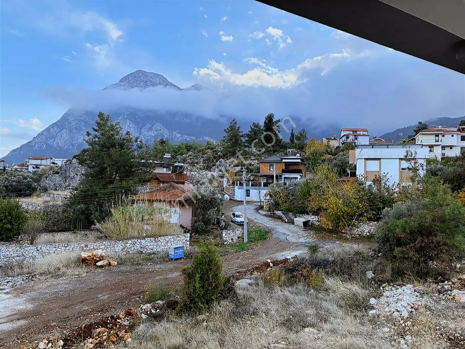 Geyikbayırı Merkezinde Satılık Natamam Villa — görsel 8