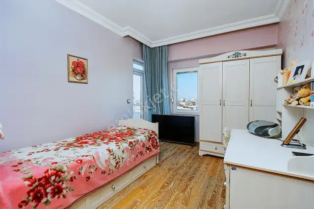 Çağlayan'da Havuzlu Site İçerisinde Satılık 3+1 Daire — görsel 23