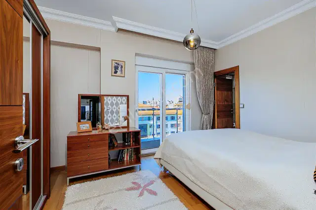 Çağlayan'da Havuzlu Site İçerisinde Satılık 3+1 Daire — görsel 24