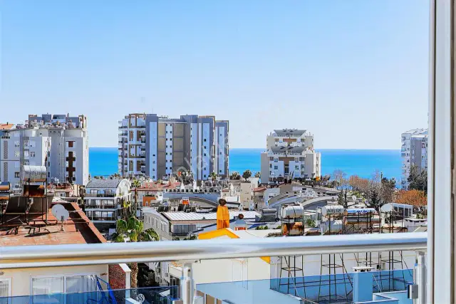 Çağlayan'da Havuzlu Site İçerisinde Satılık 3+1 Daire — görsel 26