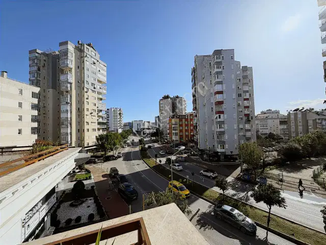 Şirinyalı'da Havuzlu Önü Açık Teraslı 3+1 Arakat Daire — görsel 20