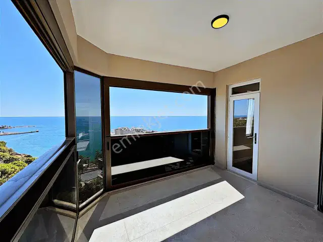 Güzeloba Mimar Yapımı Panoramik Deniz Manzaralı Arakat 3+1 Daire — görsel 2