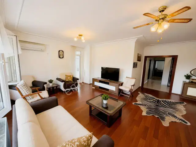 Lara Acısu Sitesinde 7/24 Güvenlik Havuzlu Site İçi Arakat Daire — görsel 13