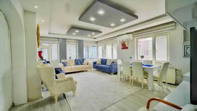 Tapu Full Açık! Güzeloba'da Deniz Manzaralı 3+1 Takaslı Daire — görsel 4