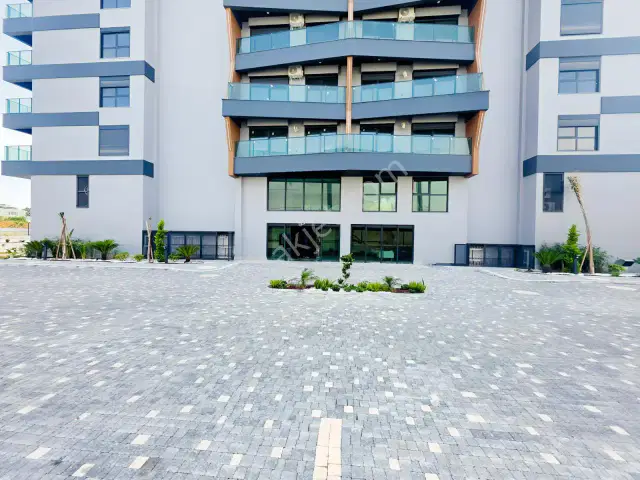 Park Royal Resıdence Altınova Da Kiralık Şık 2+1 Boş Daire — görsel 4