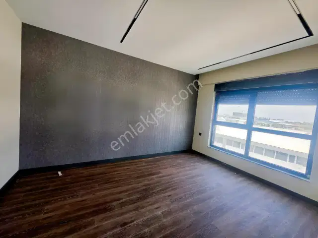 Park Royal Resıdence Altınova Da Kiralık Şık 2+1 Boş Daire — görsel 23