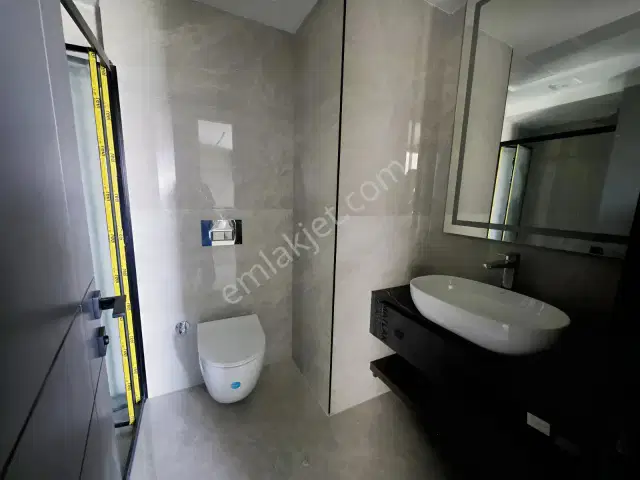 Park Royal Resıdence Altınova Da Kiralık Şık 2+1 Boş Daire — görsel 24