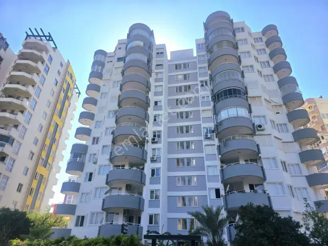 Örnekköy'de Denize 100 M. Mesafede Deniz Manzaralı Şık Daire — görsel 7
