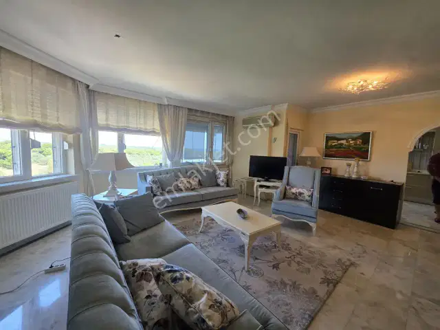 Örnekköy'de Denize 100 M. Mesafede Deniz Manzaralı Şık Daire — görsel 16