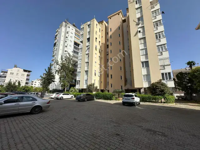 Lara Merkezde Site İçi Mimari Tasarım 3+1 Ara Kat Satılık Daire — görsel 11
