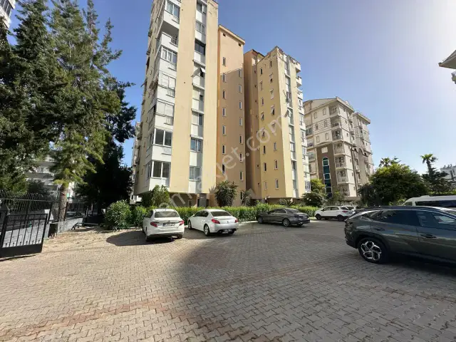Lara Merkezde Site İçi Mimari Tasarım 3+1 Ara Kat Satılık Daire — görsel 22