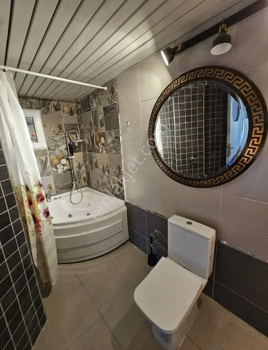 280m 5+3 Ve 100m2 Teras Dubleks-3ayrı Kiralık Daire Halinde — görsel 20