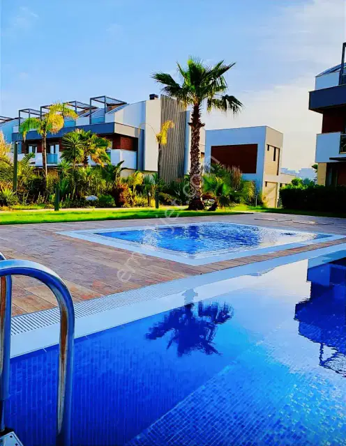 Güzelobanın En Prestijli Sitesinde Full Eşyalı 2+1 Kiralık Daire — görsel 3