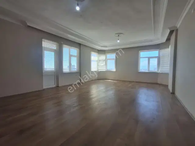 Altıntaşta Deniz Manzaralı 3+1 Satılık Daire / Zu Verkaufen — görsel 2