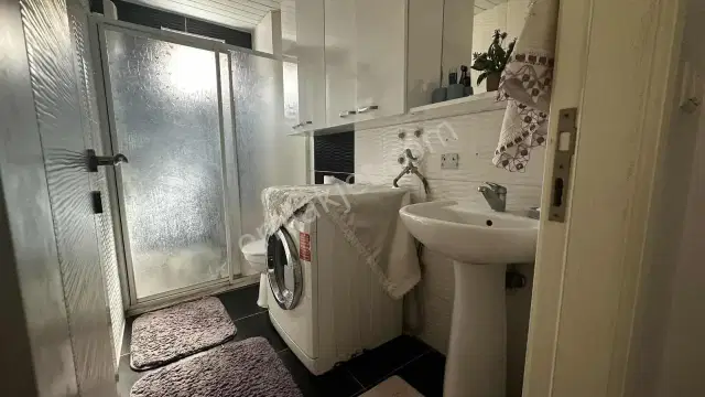 Kızıltoprak Mh. Merkezi Konum 2+1 Satılık Daire — görsel 15