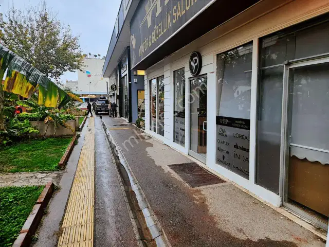 Markantalya Karşısı 10 Metre Cepheli 400 M2 Kiralık Dükkan — görsel 1
