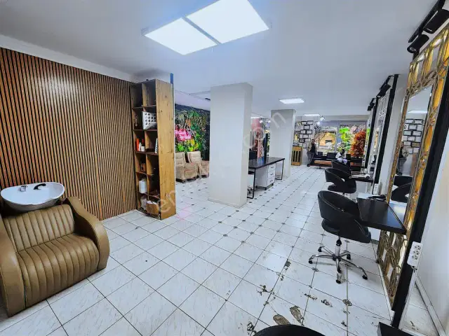 Markantalya Karşısı 10 Metre Cepheli 400 M2 Kiralık Dükkan — görsel 8