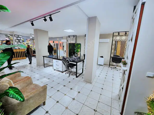 Markantalya Karşısı 10 Metre Cepheli 400 M2 Kiralık Dükkan — görsel 11