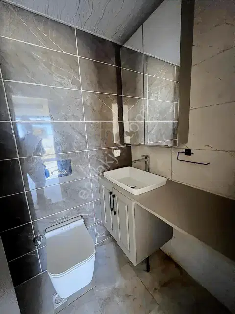 Altıntaşın En Geniş Ayrı Mutfaklı Eşyasız 2+1 Kiralık Daire — görsel 6